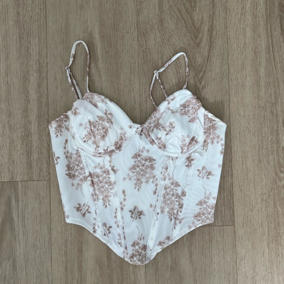 Cotton Candy LA White/ Tan flowered corset - Picture 2 of 4